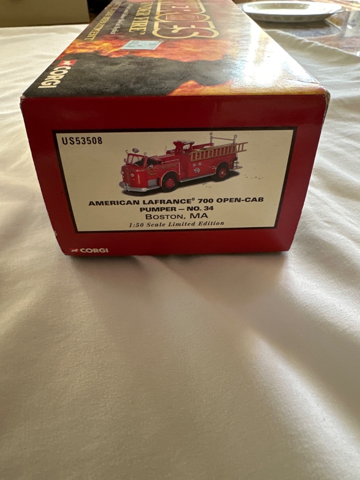 CORGI Heroes Under Fire American LaFrance 700 Open Boston Fire Dept. Engine 34