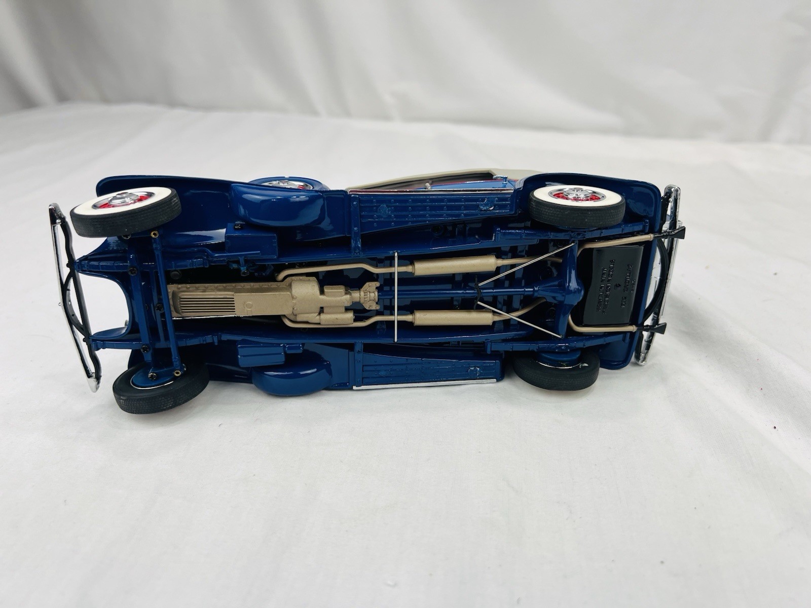 Franklin Mint 1932 Cadillac V16 – two-tone blue, NO TAG OR PAPER WORK