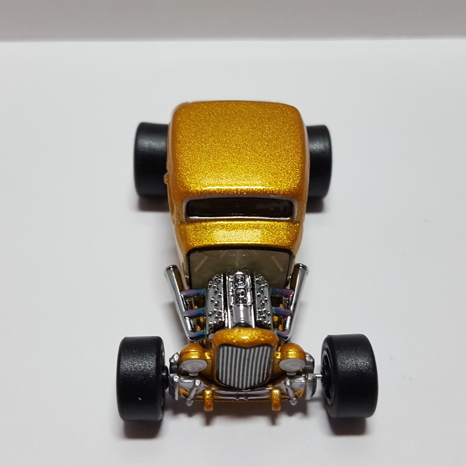 Hot Wheels RLC Metalflake Gold ’32 FORD Hot Rod w/ Real Riders – Mint Loose