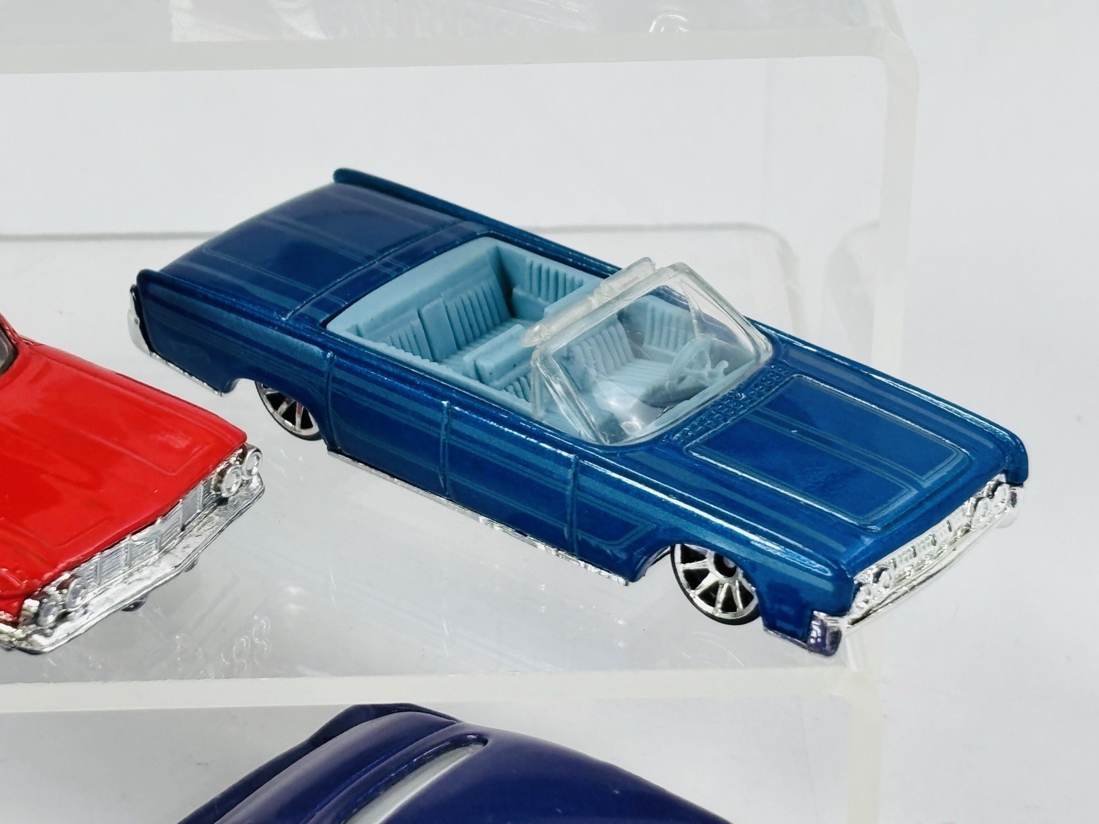 Lot of 9 Hot Wheels Diecast 1:64 Cars Various Makes Models Loose Lot #7