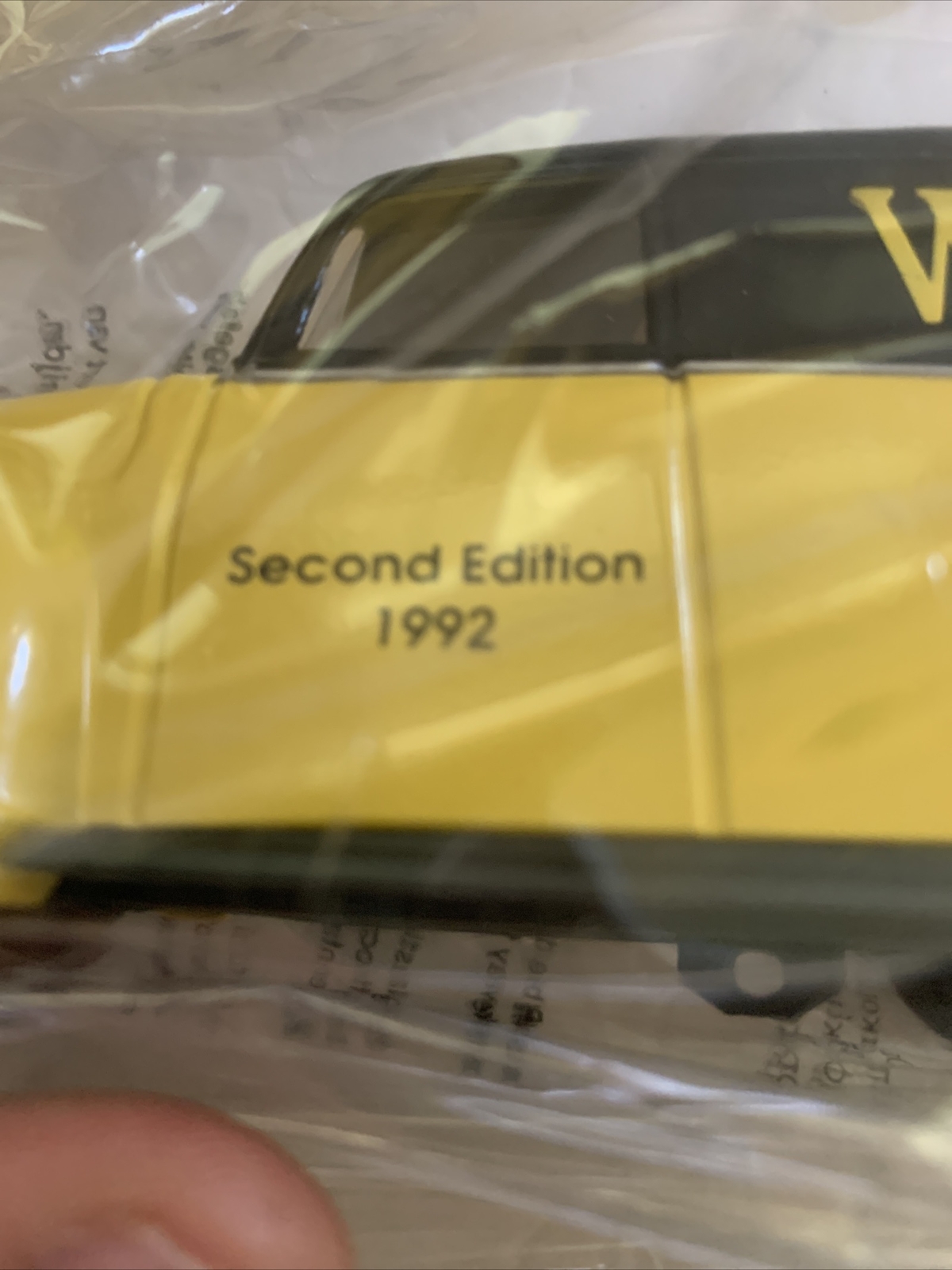 Ertl Chevrolet 1950 Panel Truck Locking Coin Bank WIRELESS Rare Colors NEW
