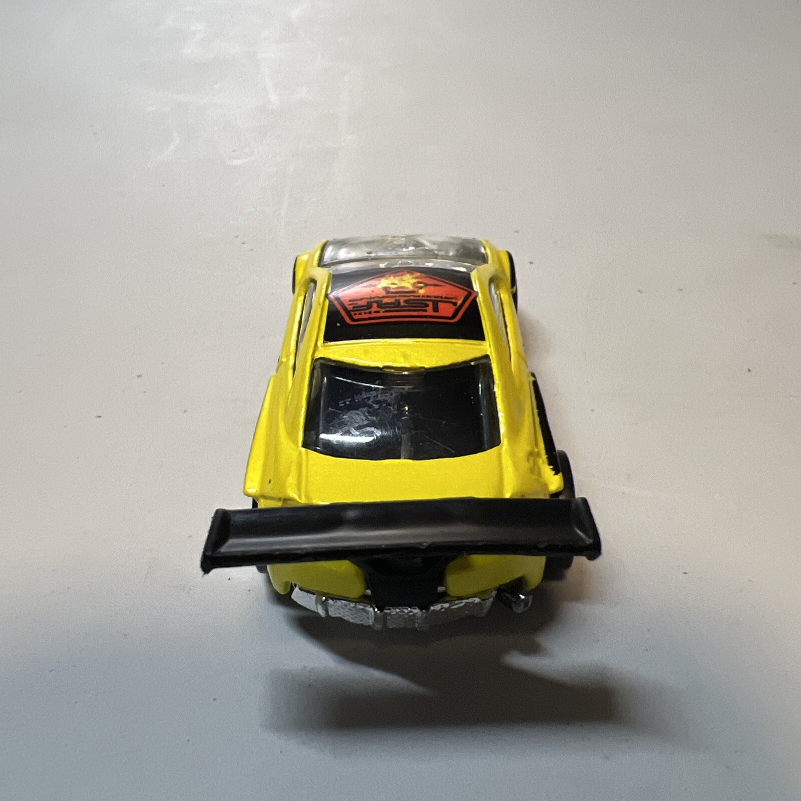 2001 Hot Wheels CUSTOM COUGAR Yellow w/Chrome Pr5 Spokes J17