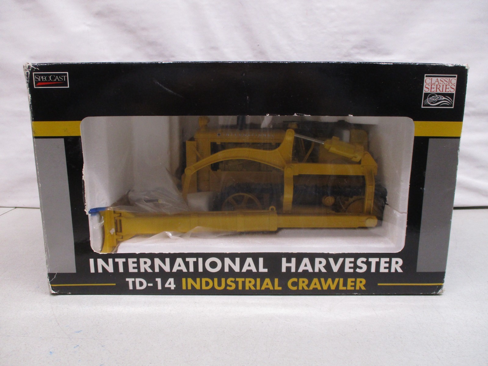 Speccast International Harvester TD-14 Industrial Crawler 1/16