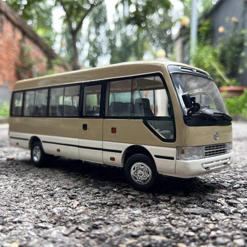 1:24 Original Model,Toyota Coaster 2001-2010,Mini Bus,Very Rare