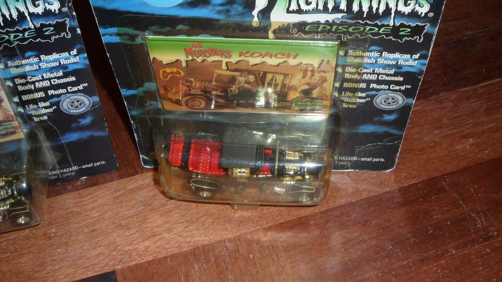 2X Johnny Lightning Munsters Barris Koach Episode 2 & Green Hornet Black Beauty