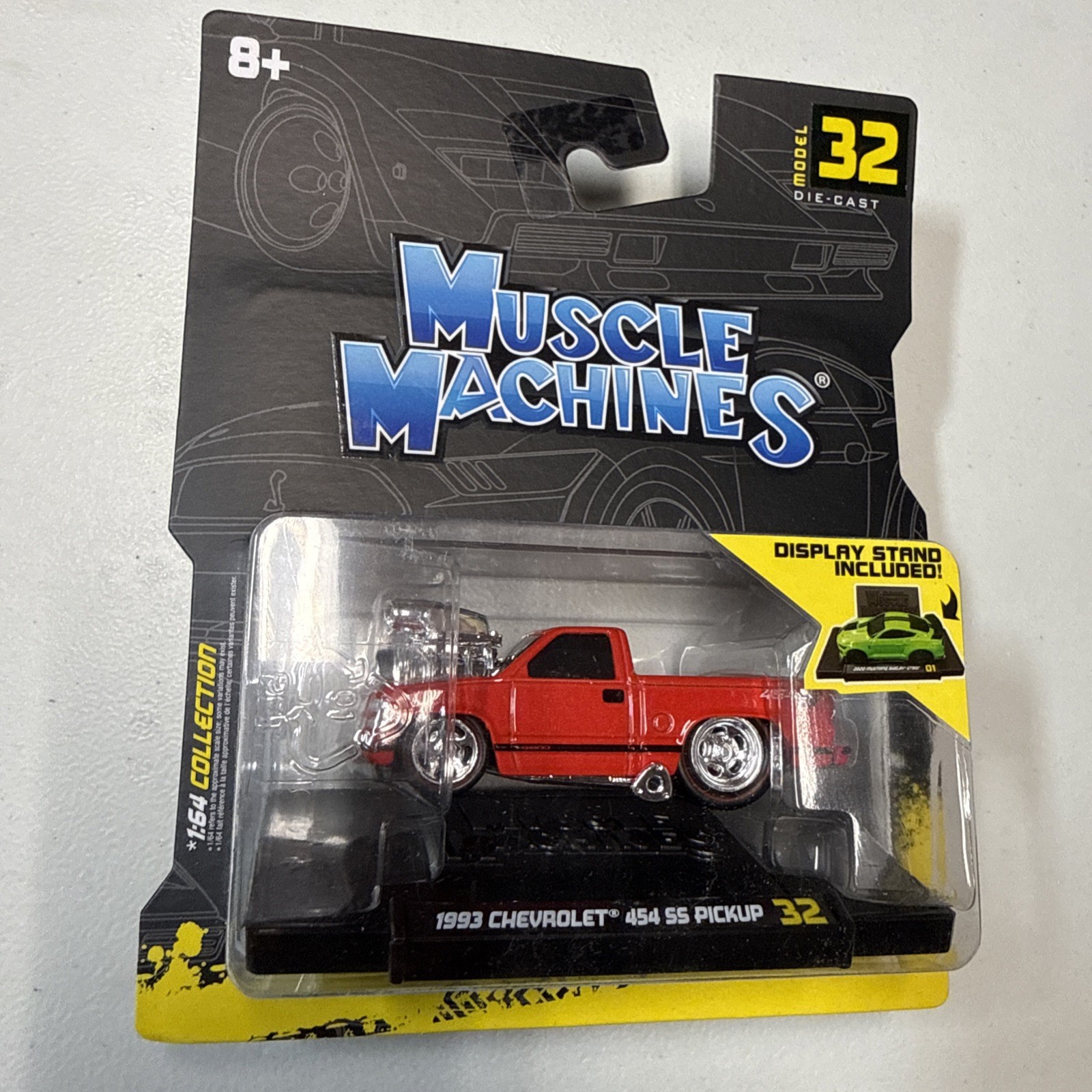 1993 CHEVROLET 454 SS PICKUP RED 1/64 DIECAST MODEL BY MUSCLE MACHINES 15572