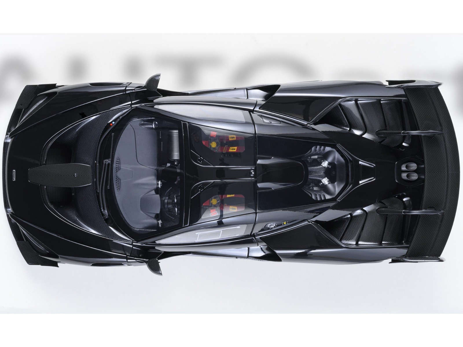 MCLAREN SENNA GTR ONYX BLACK 1/18 MODEL CAR BY AUTOART 81954
