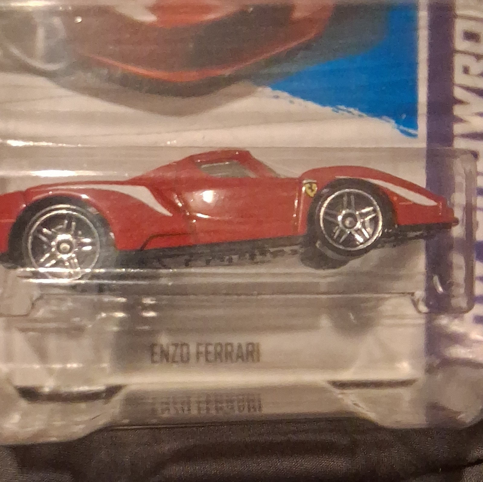 Hot Wheels HW Showroom Enzo Ferrari 1:64 Diecast Car Red/White Unopened Box