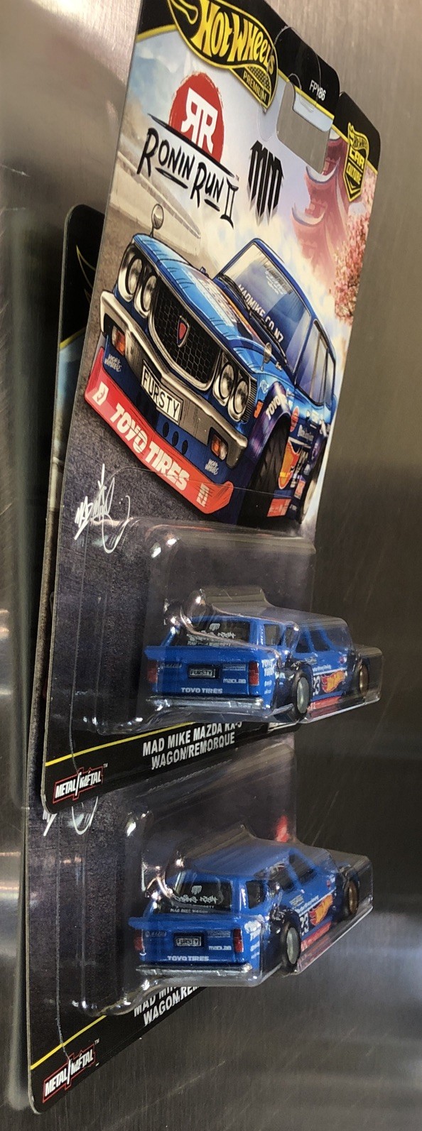 HOT WHEELS RONIN RUN 2 CAR CULTURE MAD MIKE MAZDA RX-3 WAGON/REMORQUE ( LOT OF 2