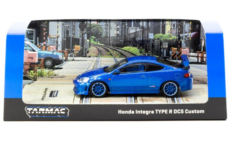 Tarmac Works Blue Metallic Honda Integra TYPE R DC5 Custom 1:64 T64R-TL022-BL