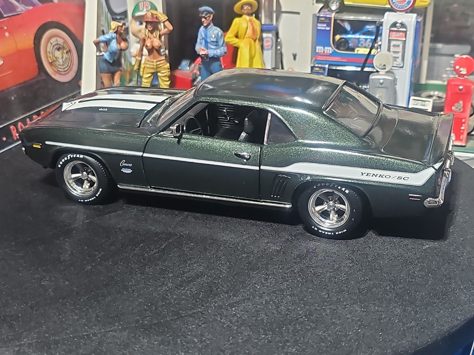 VINTAGE ERTL SUPERCAR YENKO 427 CAMARO SYC Fathom Green Limited Edition