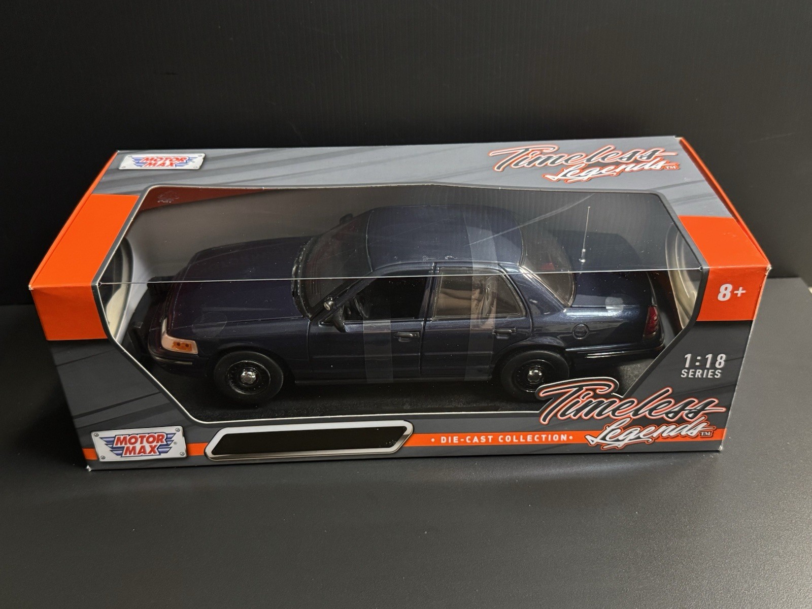 2001 Ford Crown Victoria LX Sedan Blue Slicktop Unmarked W/ Push Bar 1/18 HTF !