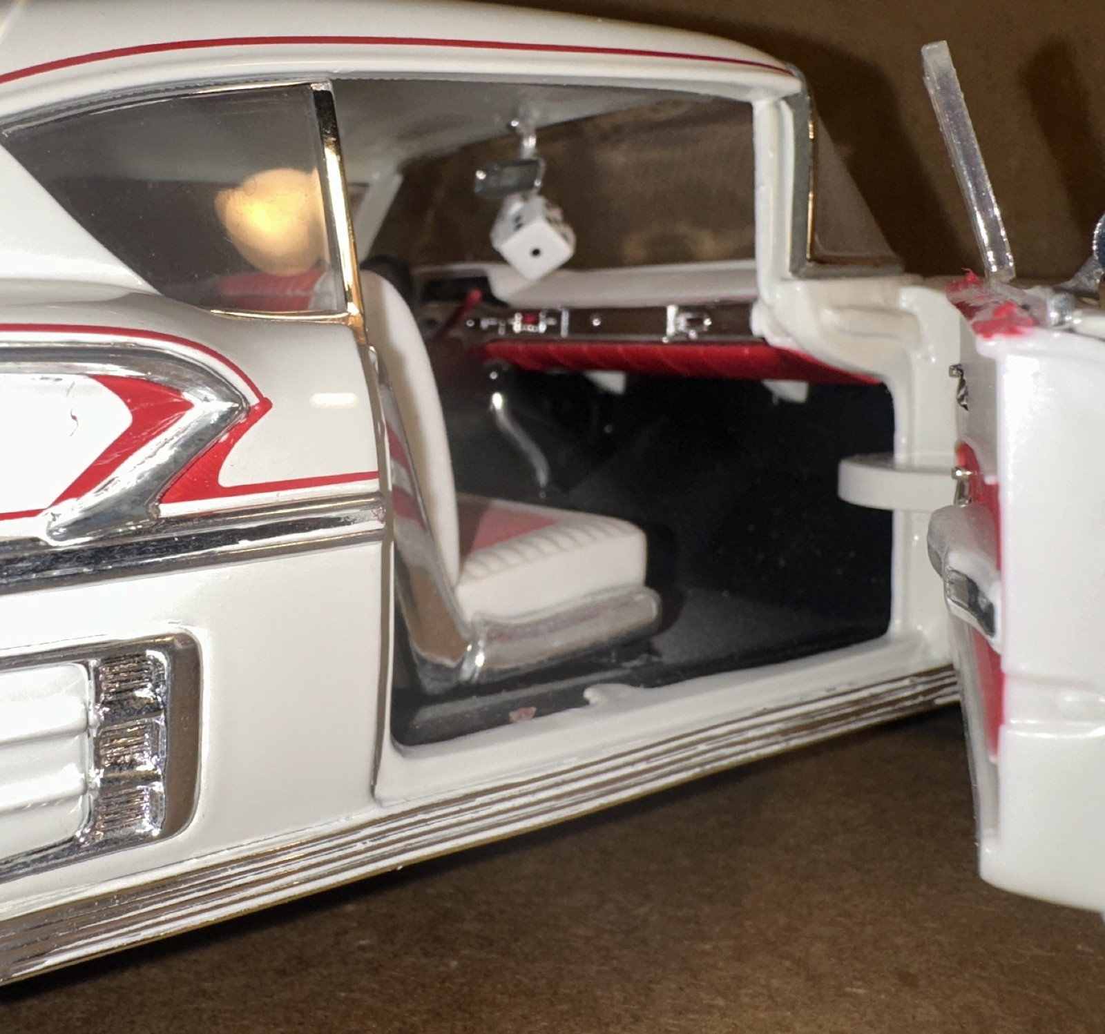 ERTL 1/18 1958 Chevrolet Bel-Air Custom Coupe, White,From American Graffiti Mov