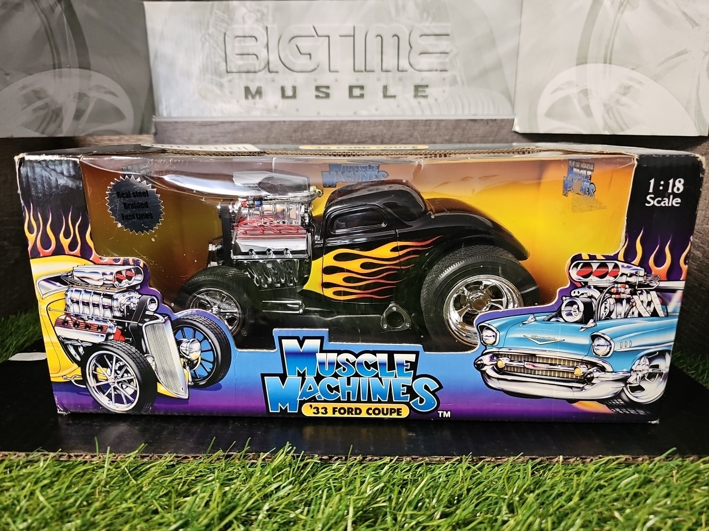 Vntg 2002 Muscle Machines 1933 Ford Coupe 1:18 Diecast Car NISB