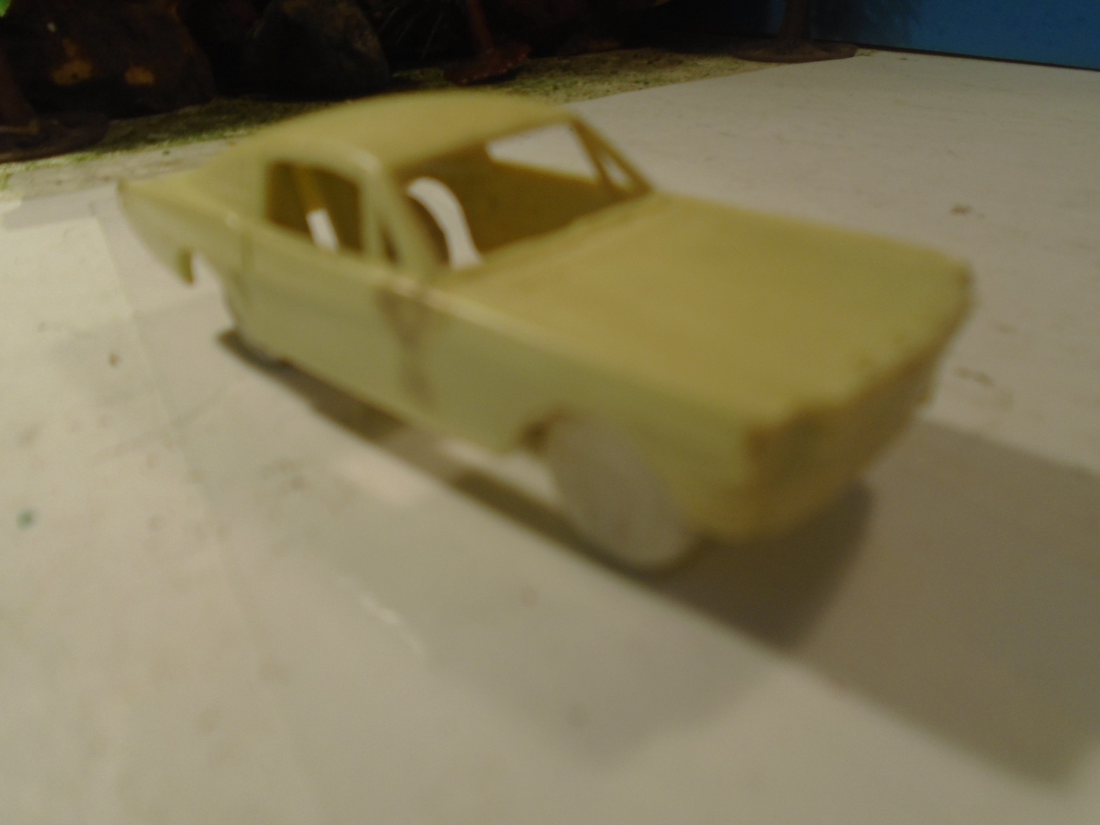 F & F MOLD & DIE WIOK PLASTIC 1/64 SCAKE PLASTIC1966 MUSTANG FASTBACK 1-185-1
