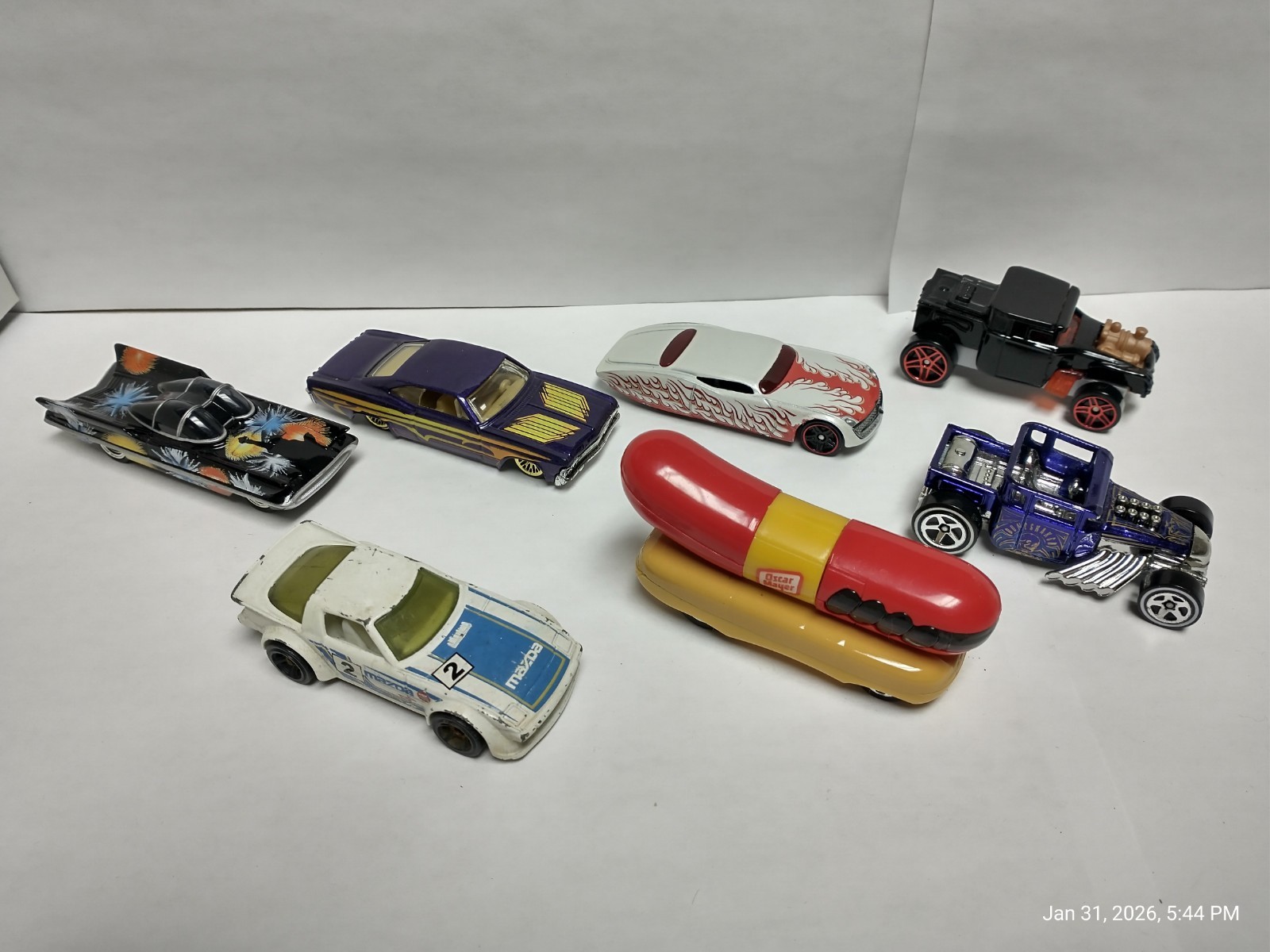 Nice Lot of 7 Older Hot Wheels 6 in Near to mint Condition Bone Shakers Lincoln