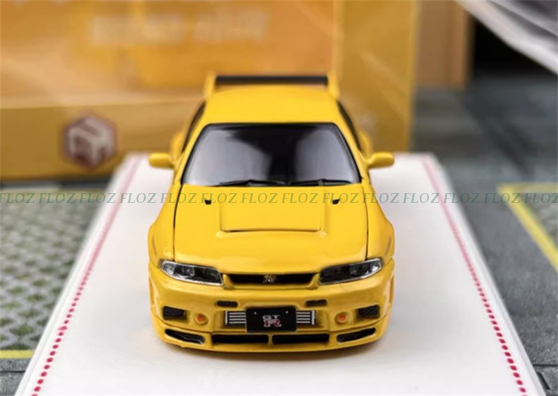 Focal Horizon Nissan Skyline GT-R R33 Nismo 400R Yellow LTD 999PCS 1:64 Model