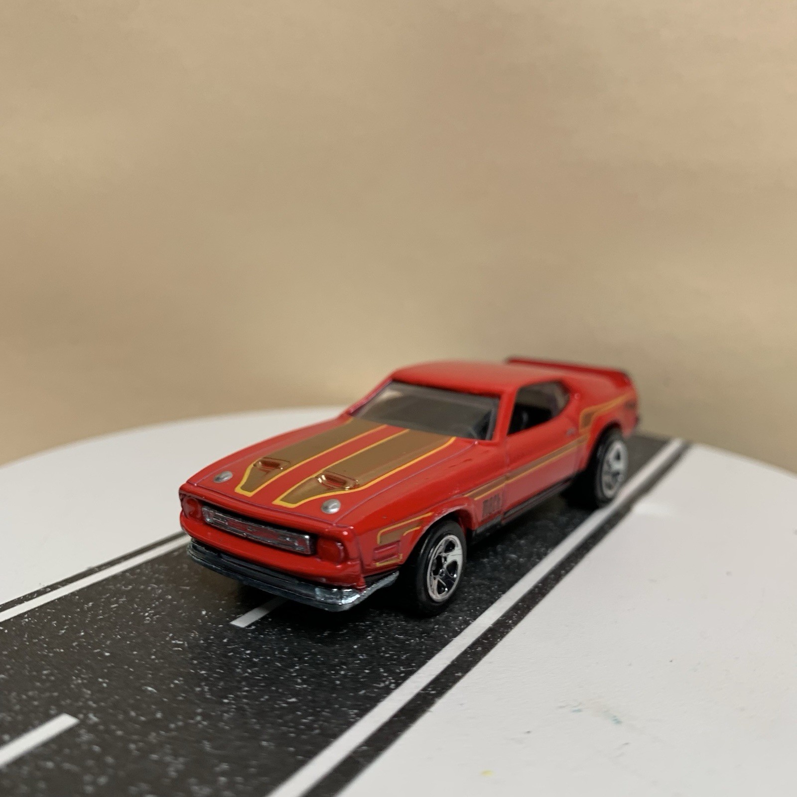 2014 Hot Wheels 50 Years Series #3/8 1971 Ford Mustang Mach 1 Red w/5sp NM
