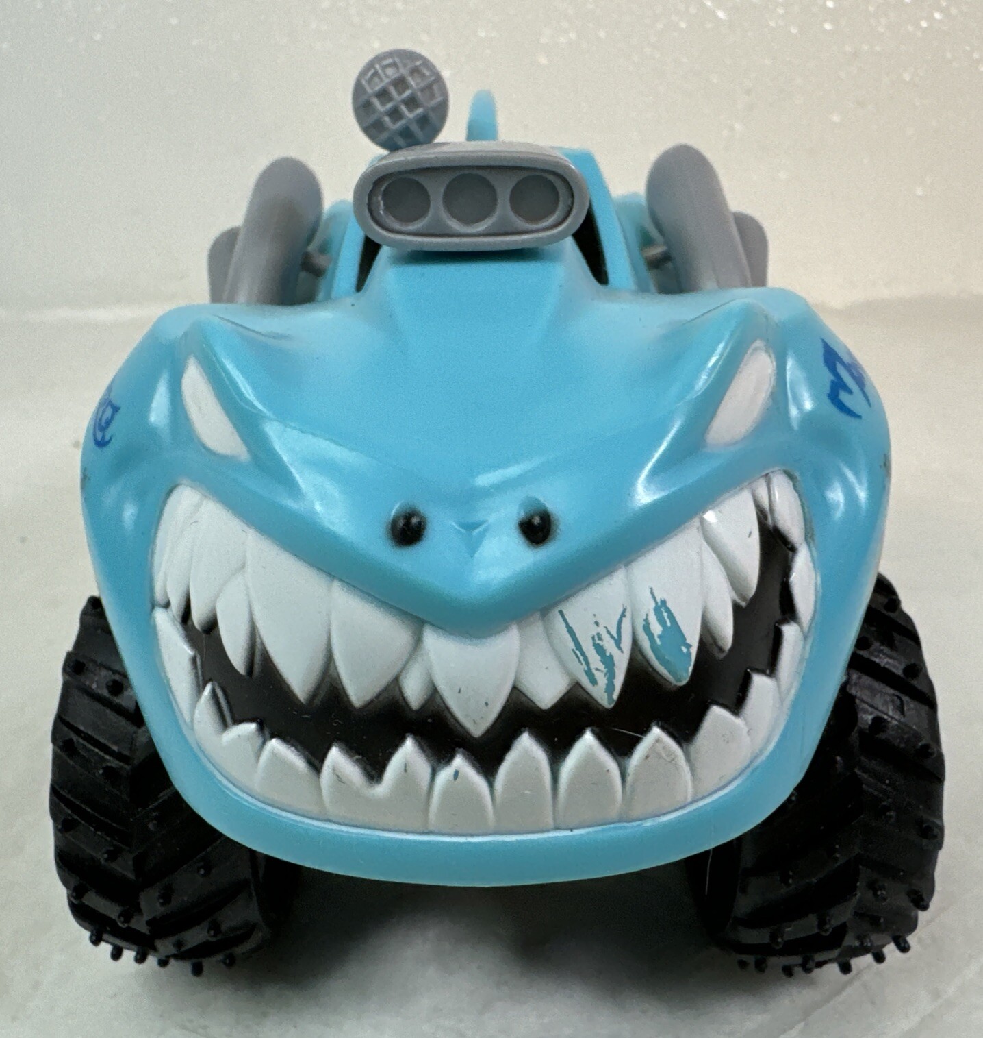 Monzoo Monster Machines Blue Shark Car Push n Go 4×4 Truck Friction Powered