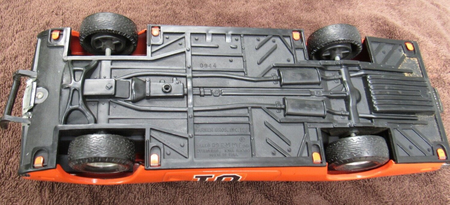 Vintage ERTL 1981 DUKES OF HAZZARD GENERAL LEE 1969 CHARGER 1:16 scale RARE LOT