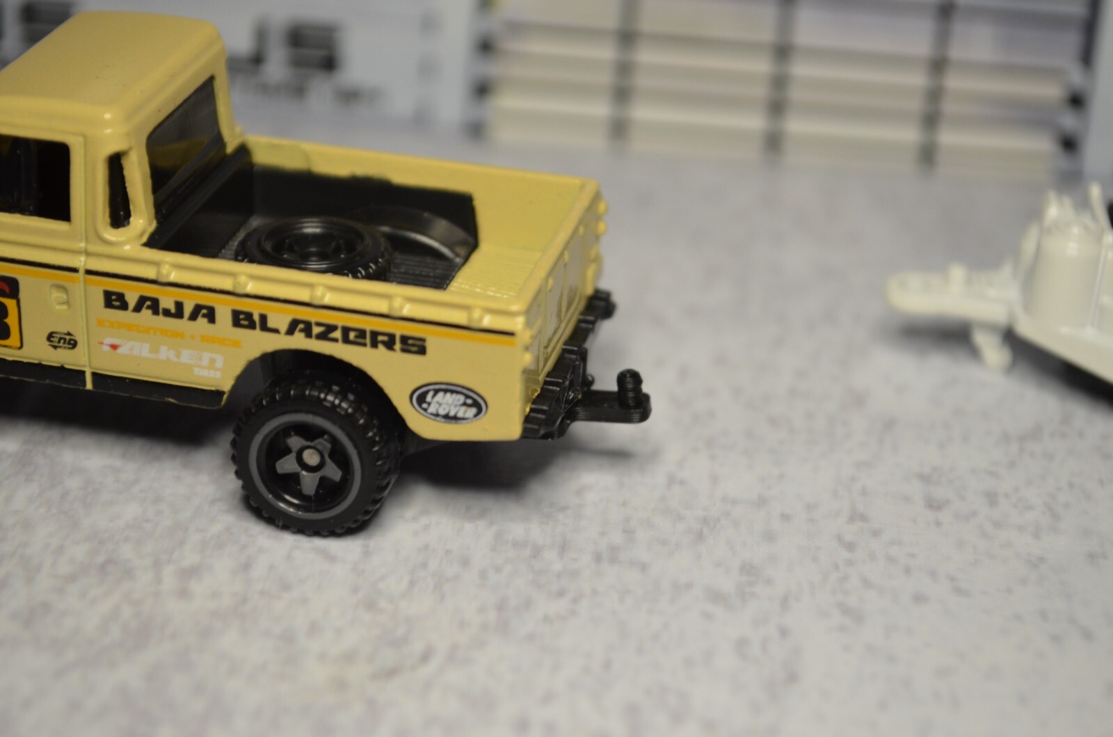 6 or 12 Trailer Hitches – Universal – Hot Wheels / Matchbox 1:64 Hitch glue-on