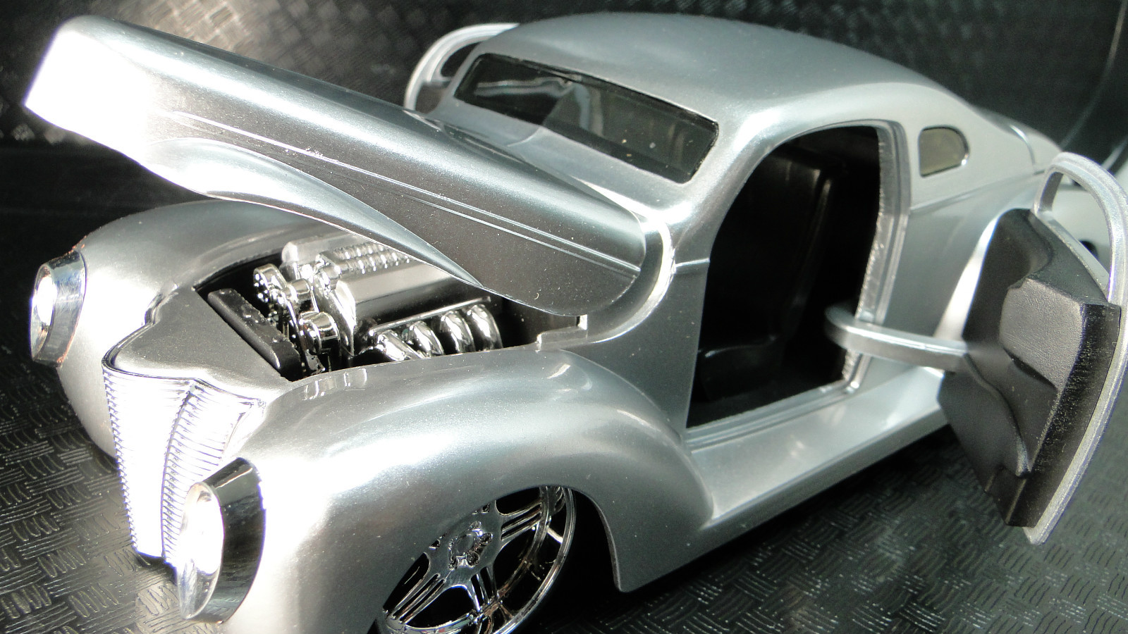 Ford Race Car1Chopped24Dragster1930GT Custom Built Metal Body18Model12Racing
