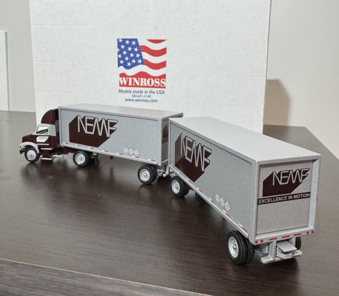 NEMF New England Motor Freight Doubles 2003 Winross Truck I81/S