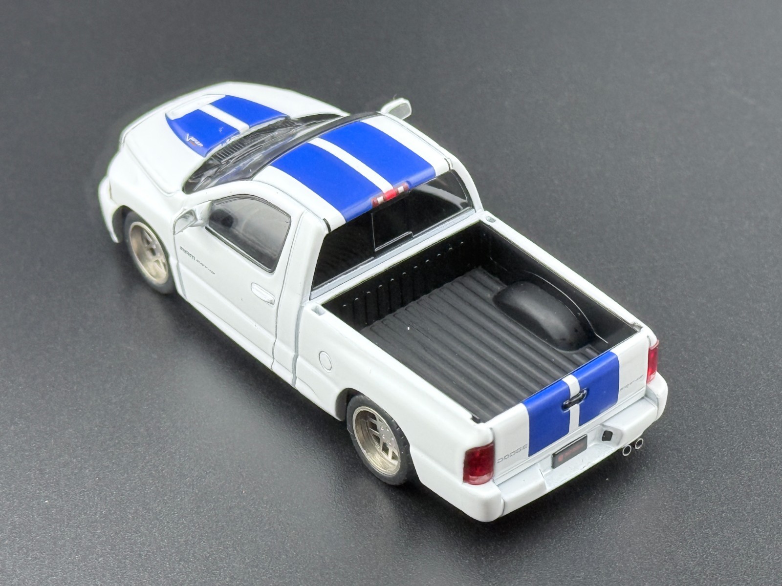 SHOOM64 2003 Dodge Ram SRT-10 Pickup White with Blue Racing Stripes 1/64