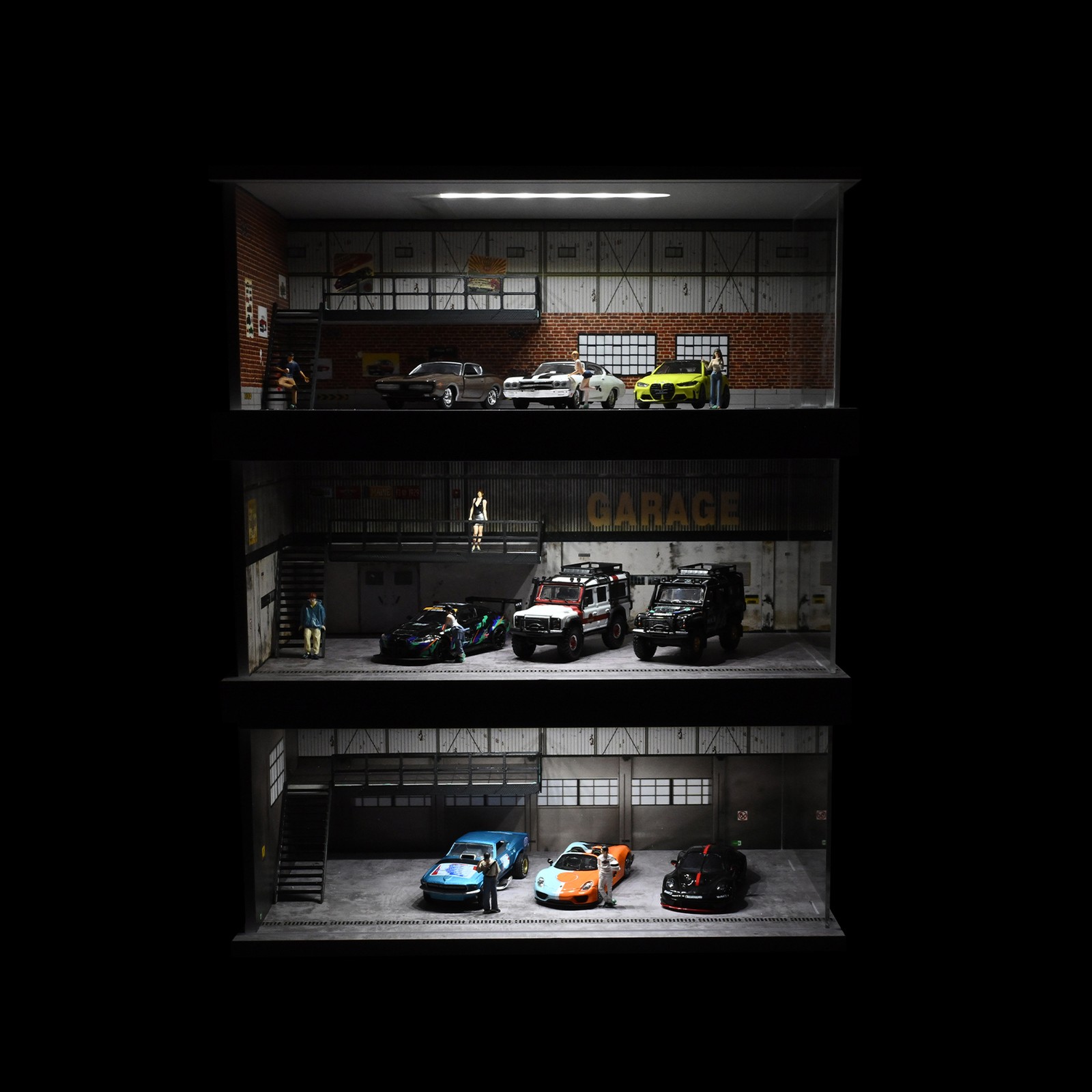 1/64 Diorama Diecast Garage Model Parking Lot Scene LED Lighting Display Case US