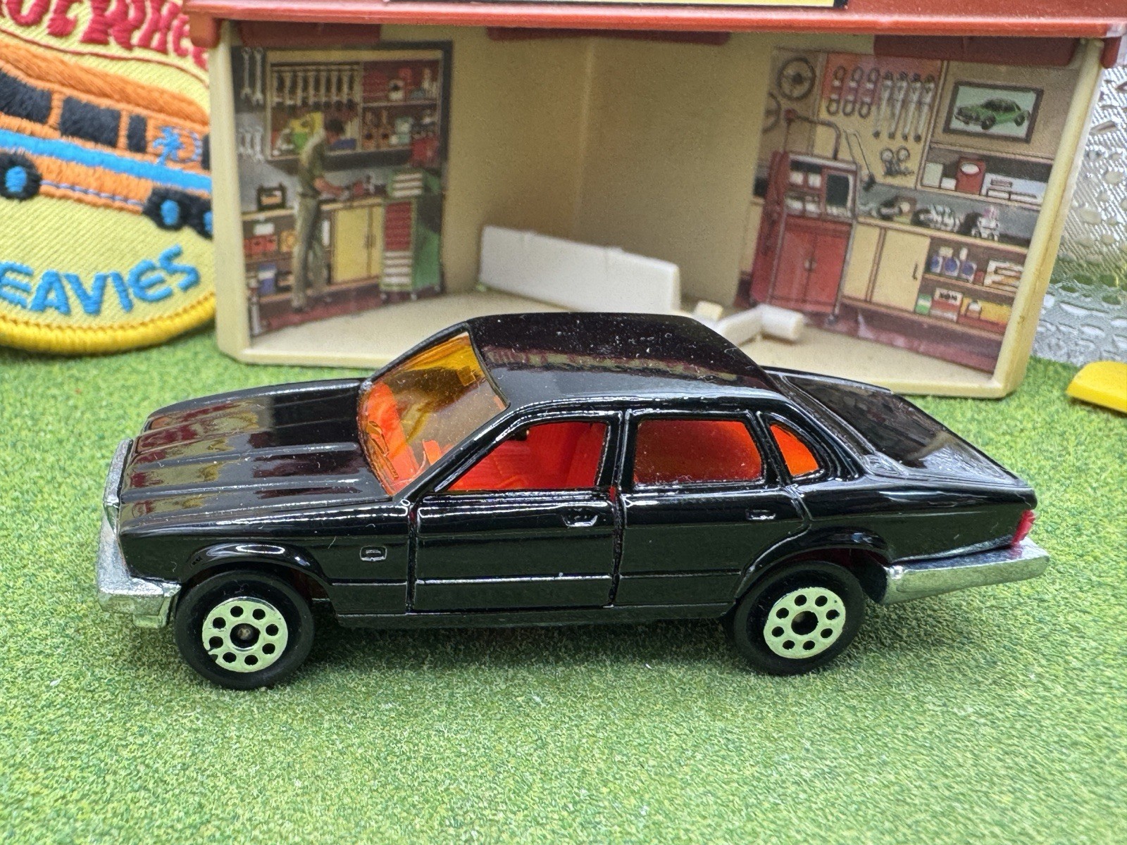 Majorette Jaguar XJ6 Dark Green Metallic No. 293 Diecast Car