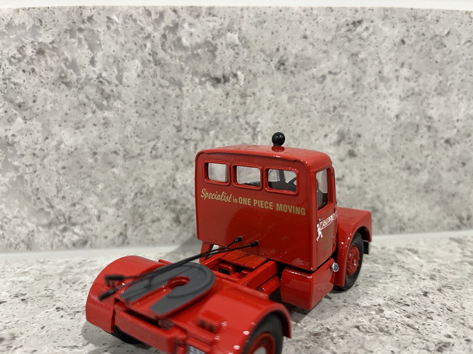 Corgi – Scammell Highwayman Tractor Unit – Westfield – CC10704 – 1:50 – Mint/New