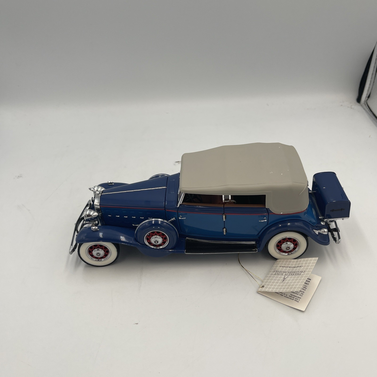 Franklin Mint 1932 V-16 Cadillac Sport Phaeton￼Die Cast With Paper Work