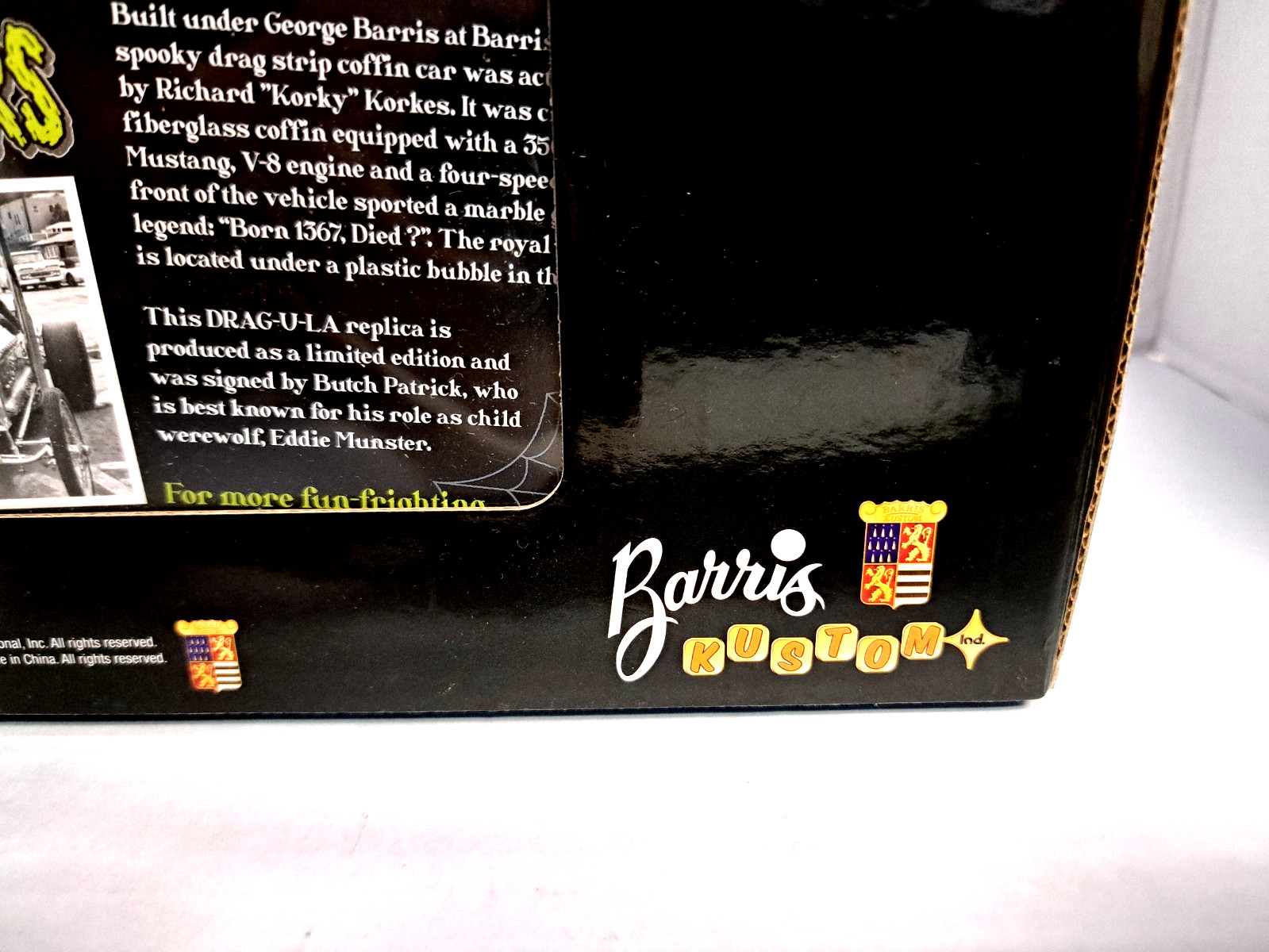 MUNSTERS DRAGULA 1/18 Scale DieCast Signed