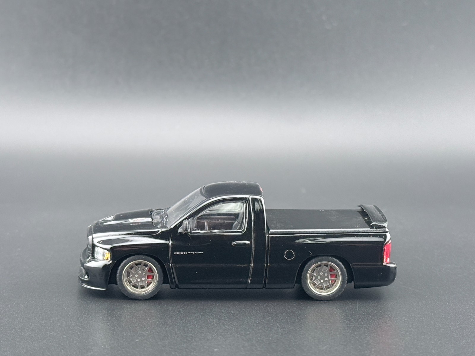 SHOOM64 2003 Dodge Ram SRT-10 Pickup Black 1/64