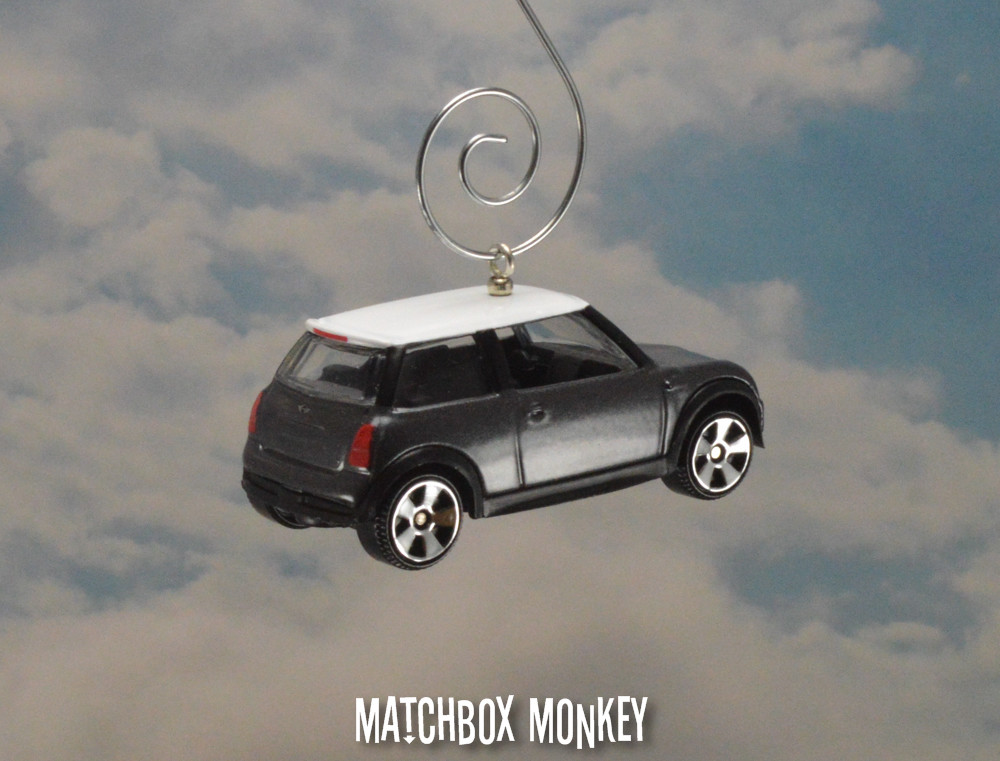 Deluxe Gray Hard Top Austin Mini Cooper S Christmas Ornament 1/56th BMW Adorno