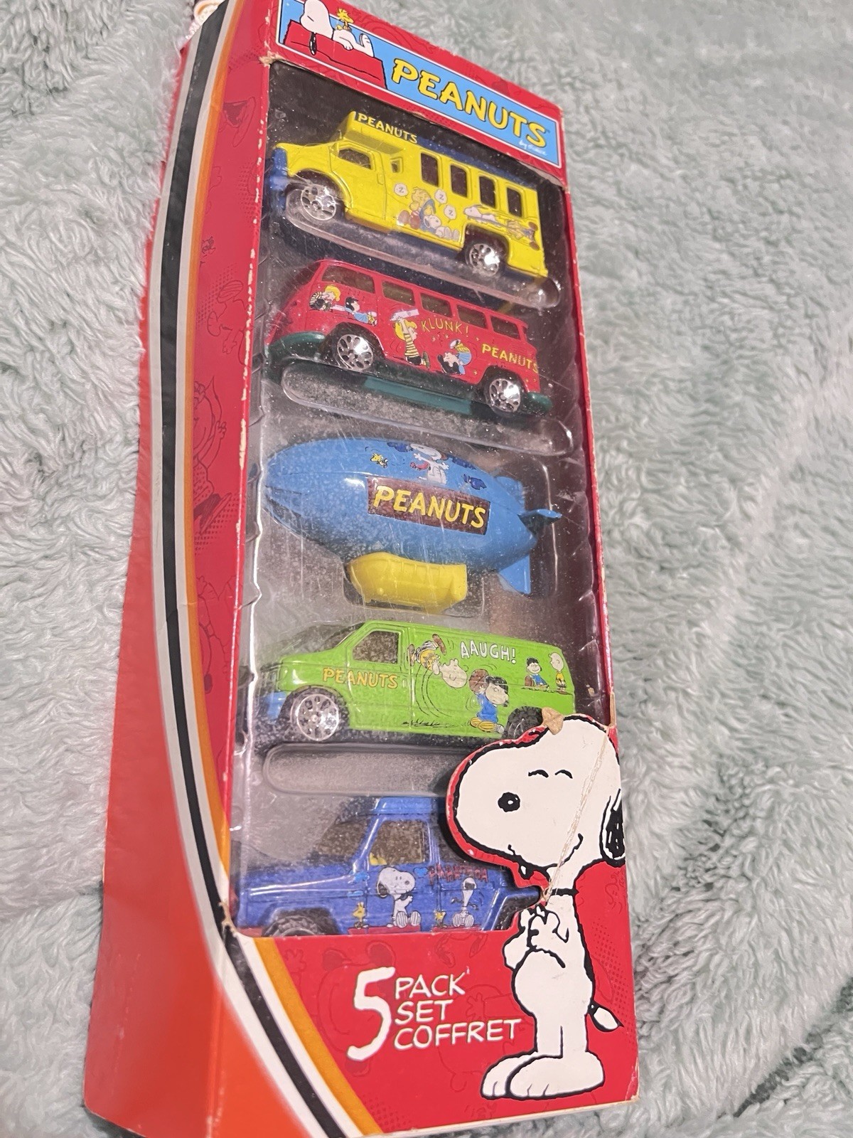 Matchbox Peanuts Gang 5-Pack 1:64 Diecast Vehicles Set, Unopened Box