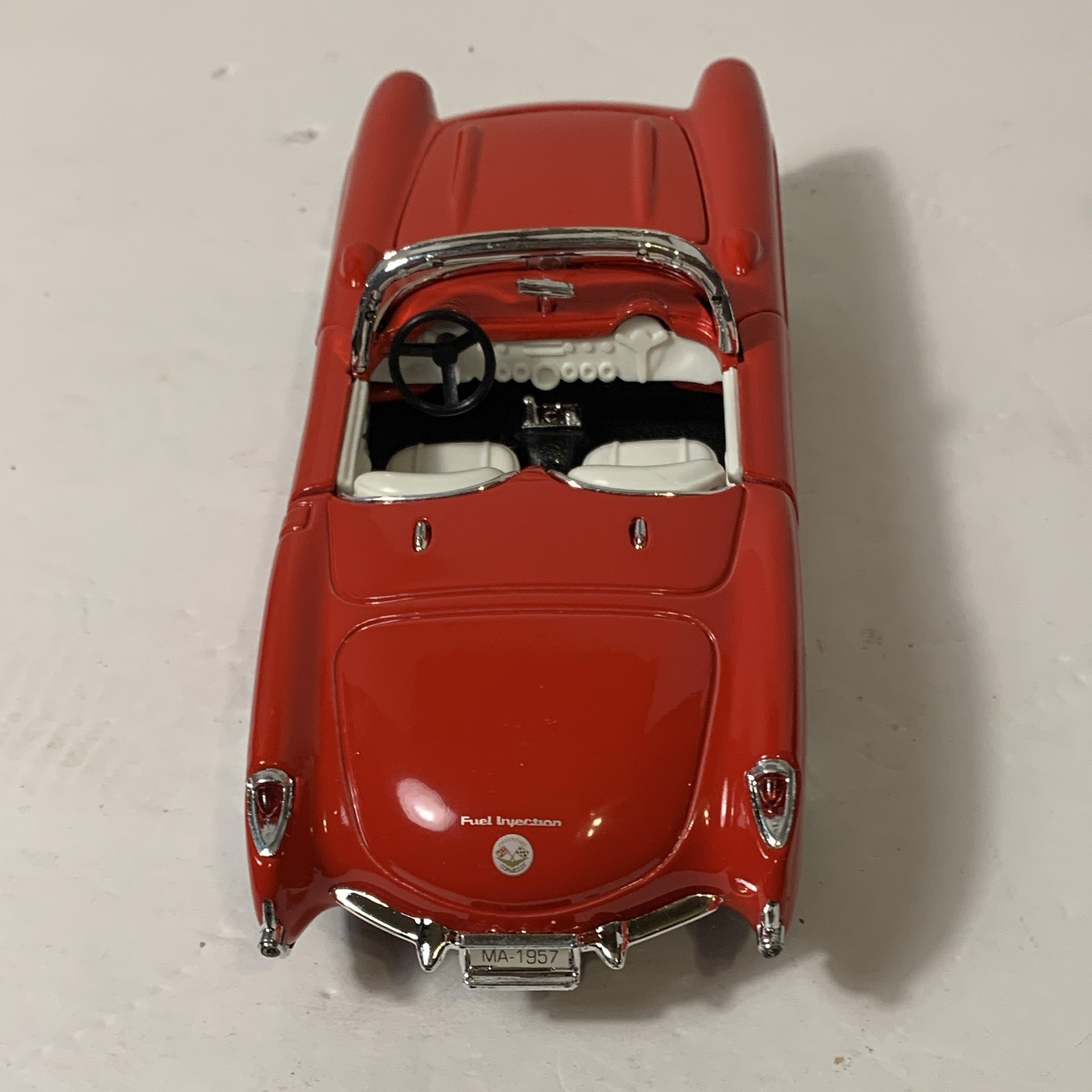 1957 Chevrolet Corvette Red/White Diecast Model Car w/ Opening Hood, Doors