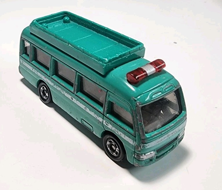 Tomica Tomy #92 Green Toyota Coaster 1/89 Diecast/Plastic Emergency Rescue