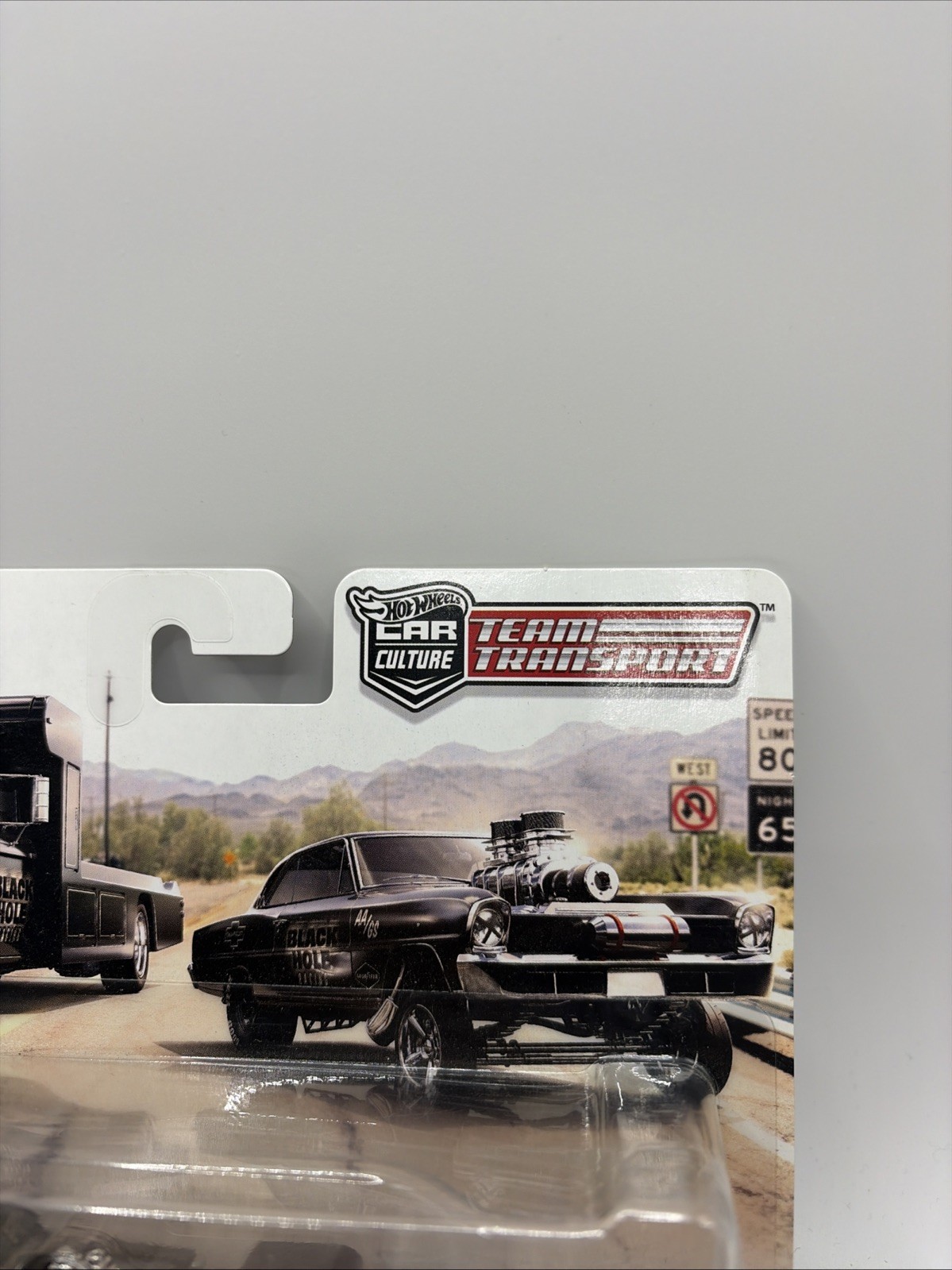 Hot Wheels Team Transport ‘66 Super Nova Retro Rig
