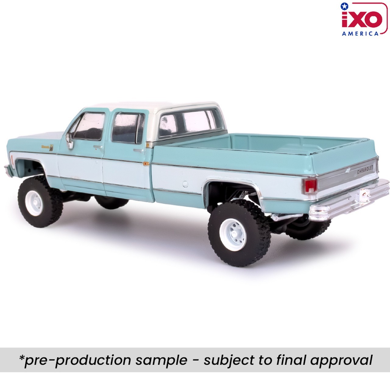 1978 Chevrolet Silverado K30 Blue Diecast 1:64 Scale Model – IXO America IA64007