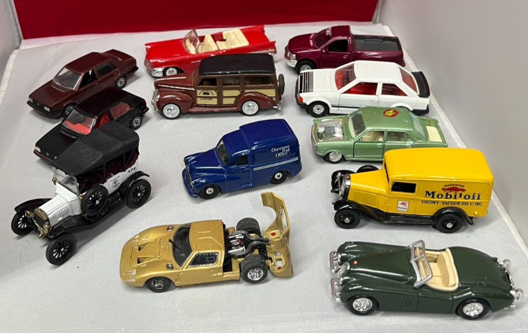 Vintage Corgi, Ertl, Schabak Model, Miniat Uras, Bang lot of 12. Italy, Spain.