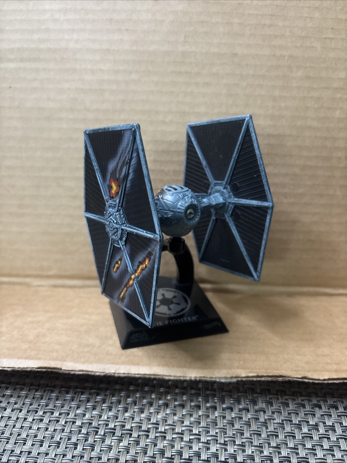2023 Hot Wheels Star Wars Starships Select Tie Fighter Chase 02 Blue
