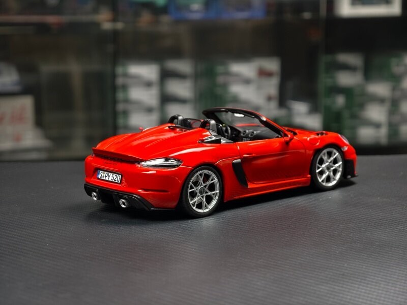 NOREV 1/18 Porsche 718 Spyder RS 2023 Weissach Pack Red Diecast Model 187271