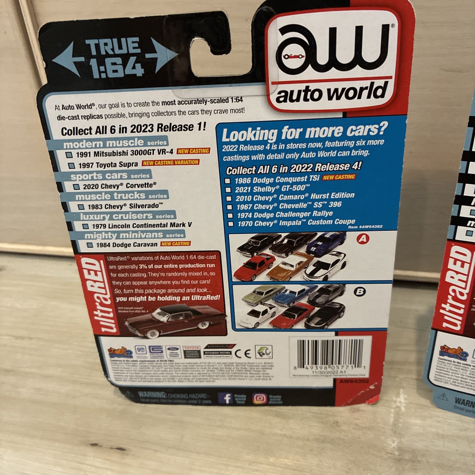 Auto World Luxury Sports Muscle 3 LOT Lincoln Continental, Corvette Silverado