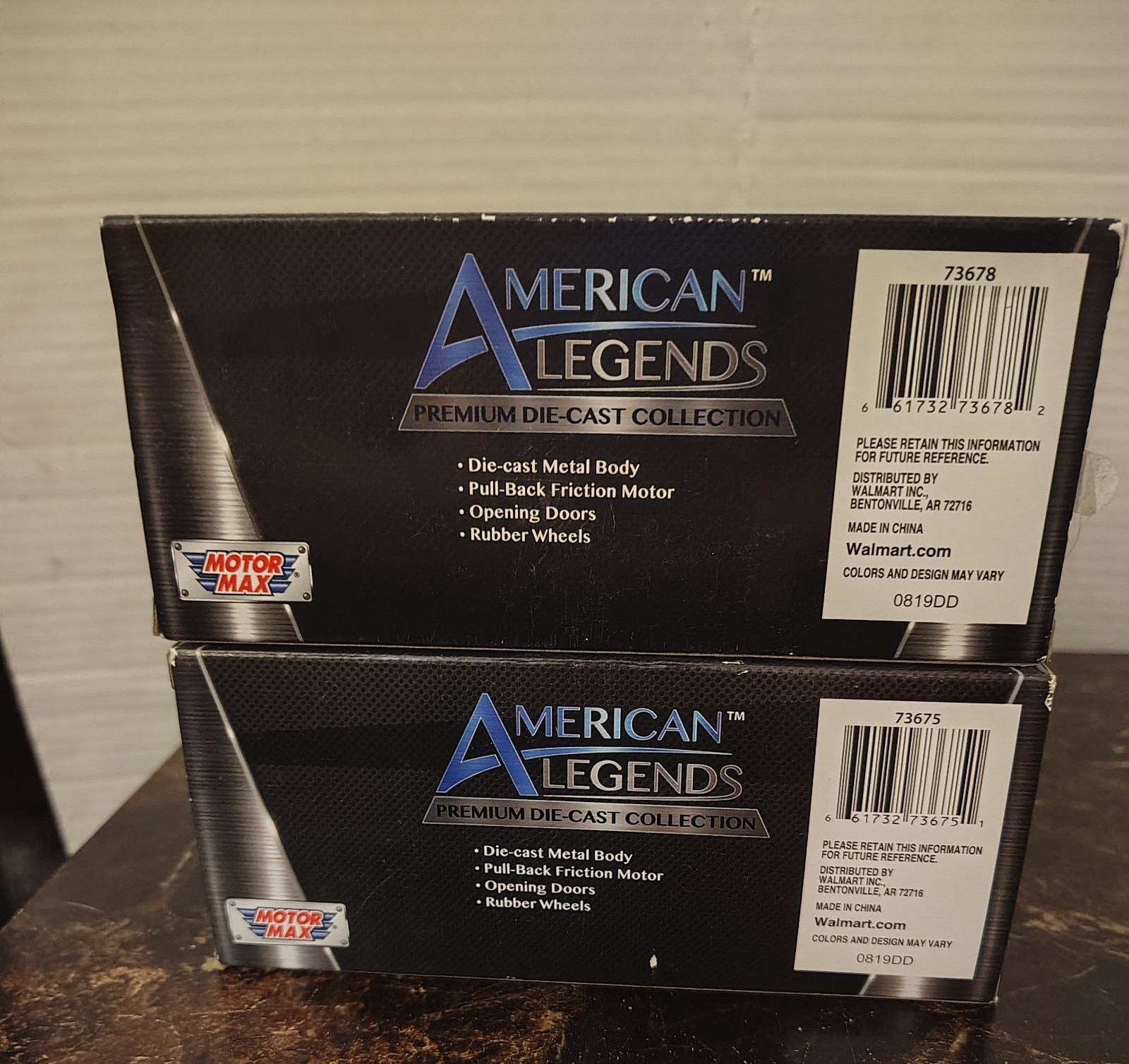 American Legends Diecast Car Lot Corvette ZR1 & Dodge Hellcat Pull & Go 1/26th