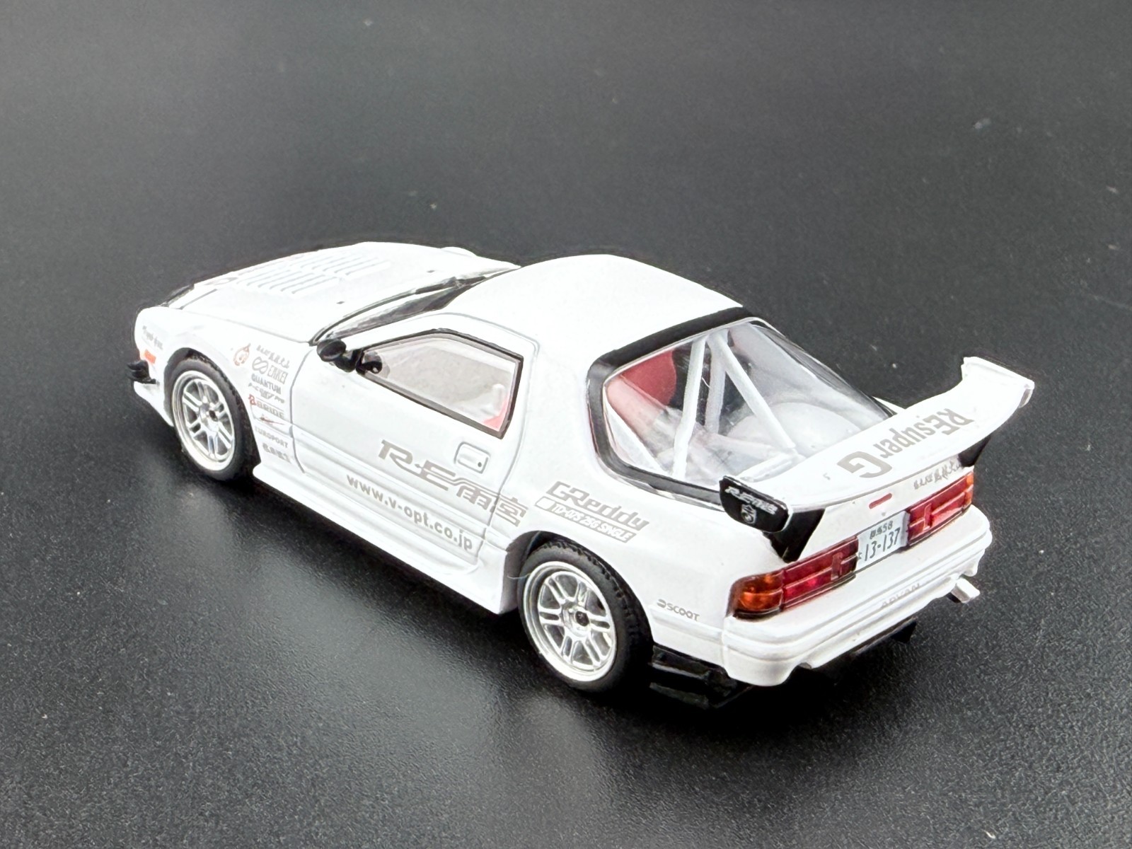 Pop Race Mazda RX7 FC3S RE-Amemiya White 640260 1/64
