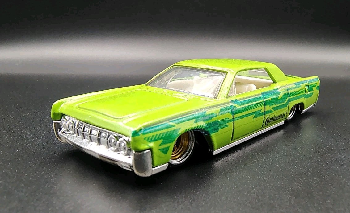 Custom Hot Wheels 64 Lincoln Continental Lime Green 4SP2T Wheels NoScalpCustoms