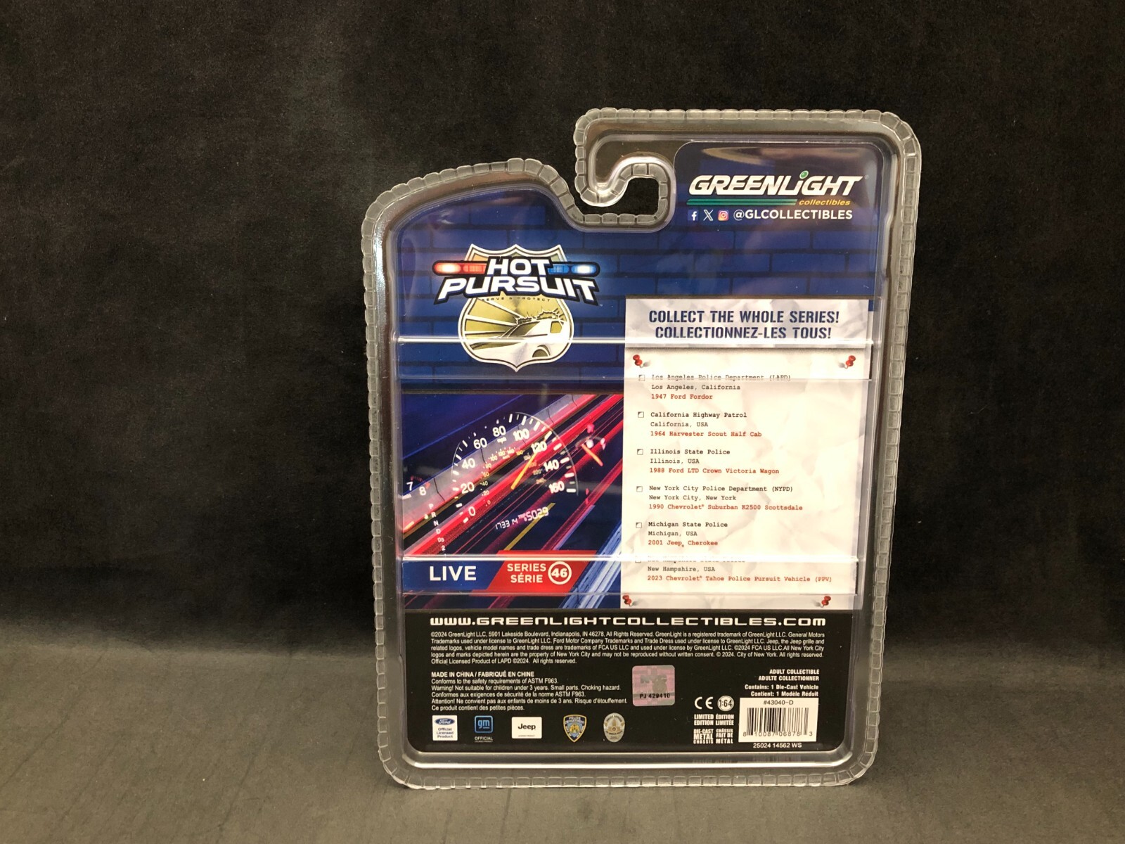 Greenlight Hot Pursuit 46 – NYPD 1990 Chevy Suburban K2500 Scottsdale 43040-D
