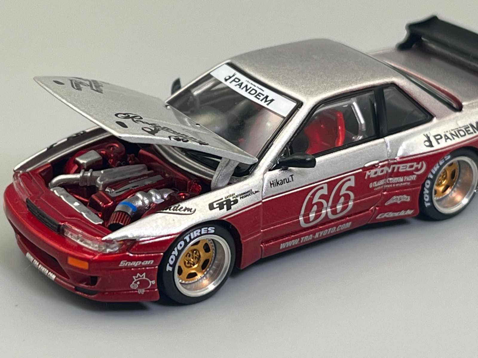 Nissan 240SX S13 Coupe Pandem Silvia Widebody Poprace 1/64 scale openable hood