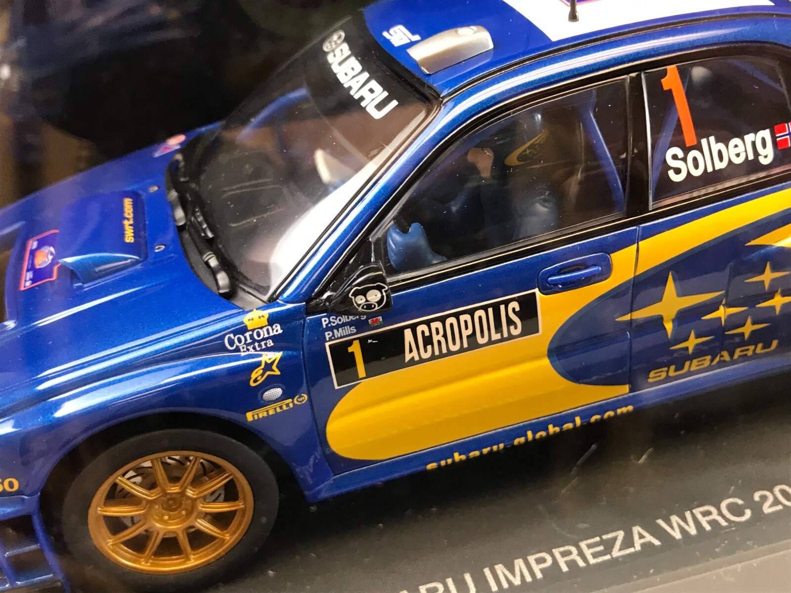 NEW IN BOX Diecast Car Autoart Slot Racing BLUE 2004 SUBARU IMPREZA WRC 1:24